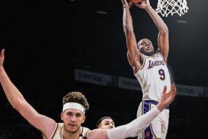 有那味了!詹韦连线PK布里连线 湖人今天的对手正是热火